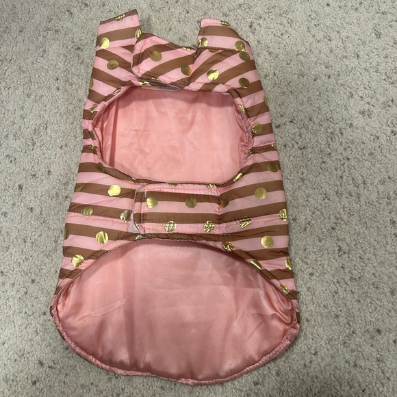 Top paw pink and gold quilted small dog coat - Picture 9 of 11